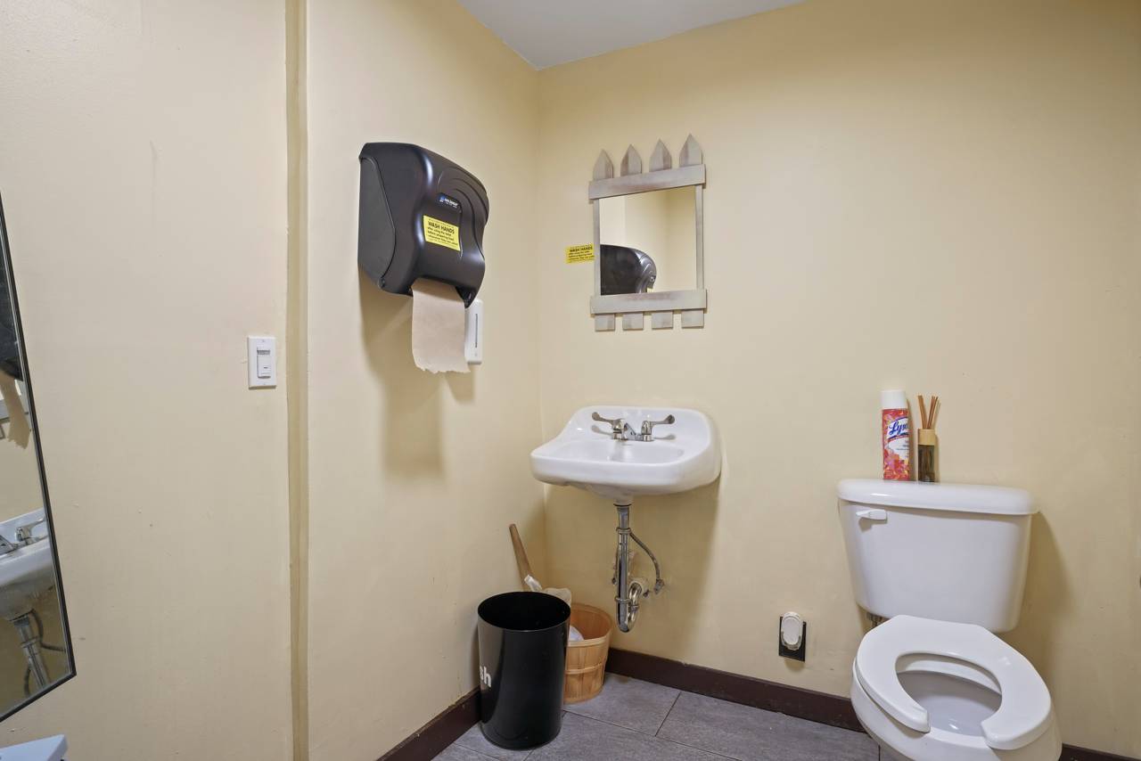 #20 photo, 165 Madison Avenue, Albany , NY 12202