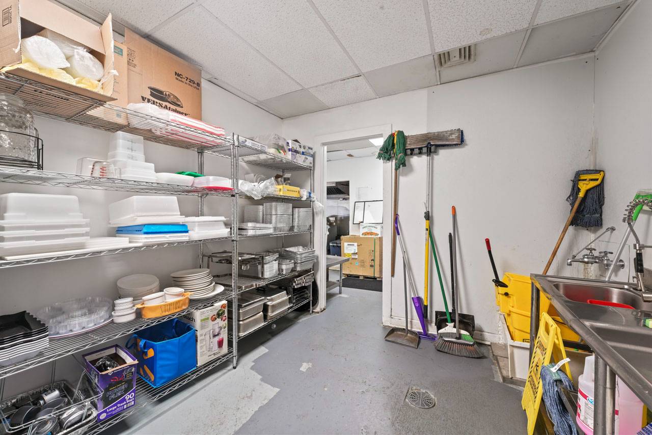 #22 photo, 165 Madison Avenue, Albany , NY 12202