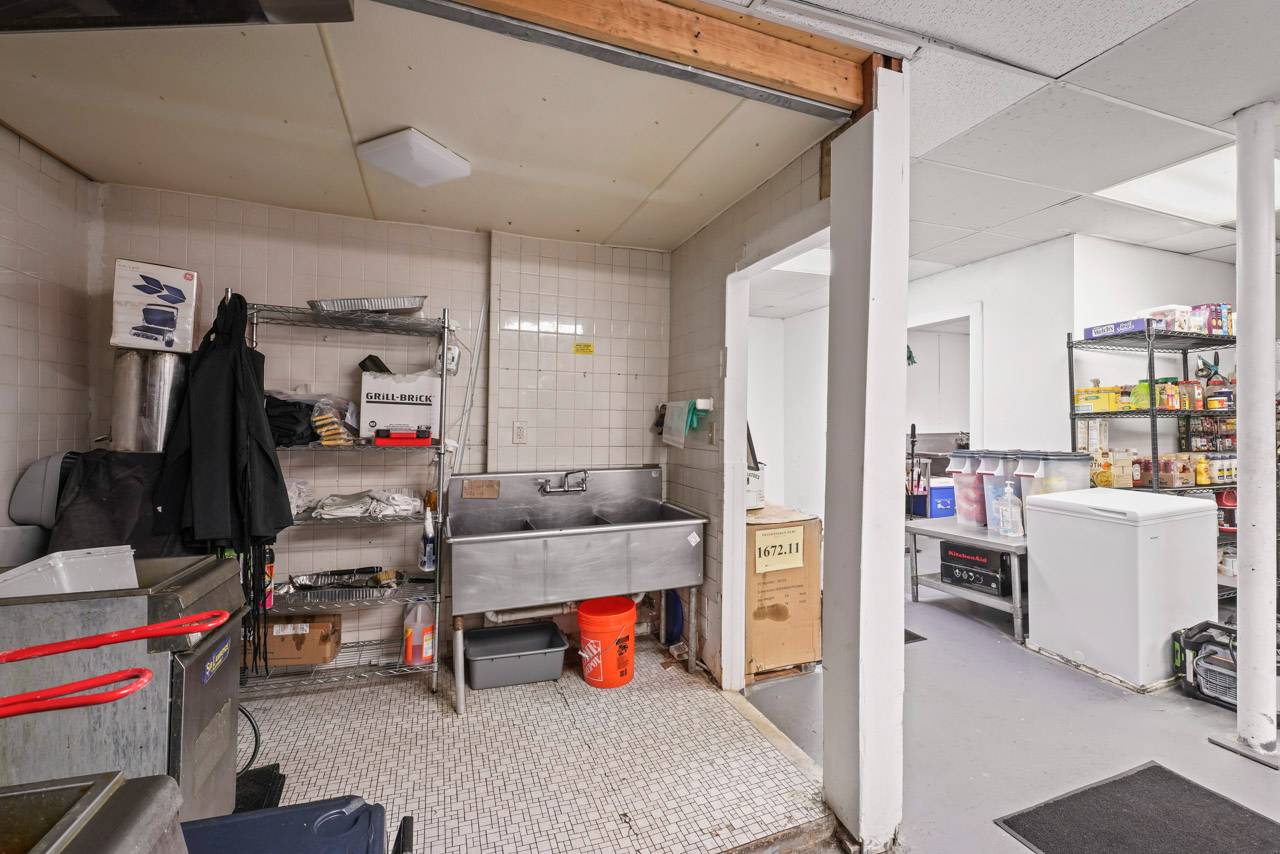 #24 photo, 165 Madison Avenue, Albany , NY 12202