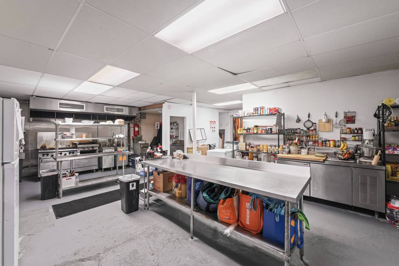 #27 photo, 165 Madison Avenue, Albany , NY 12202