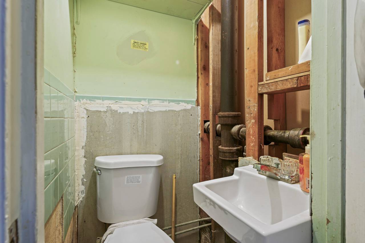 #29 photo, 165 Madison Avenue, Albany , NY 12202