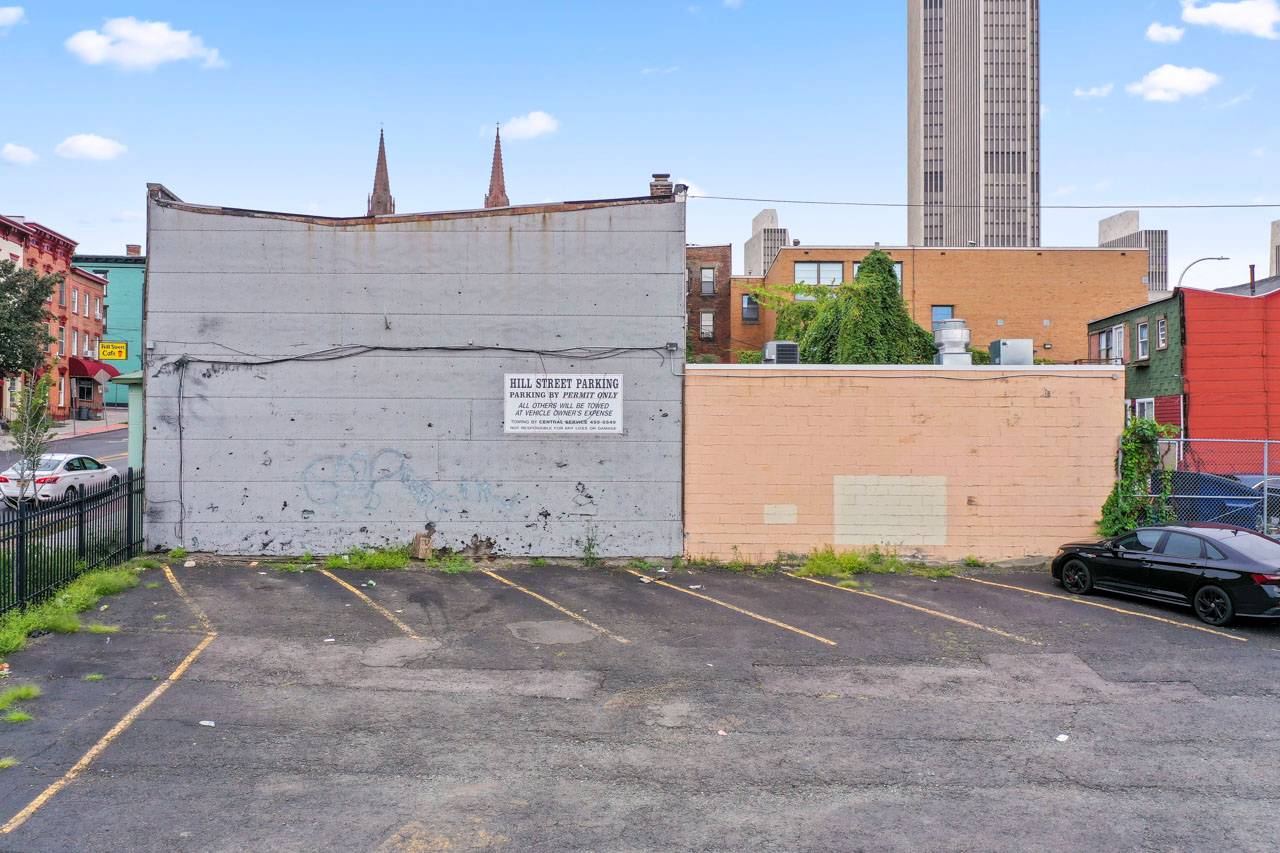 #35 photo, 165 Madison Avenue, Albany , NY 12202