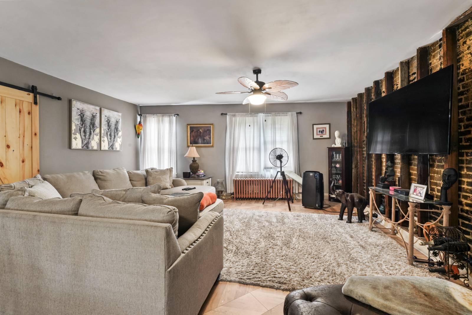 #49 photo, 165 Madison Avenue, Albany , NY 12202