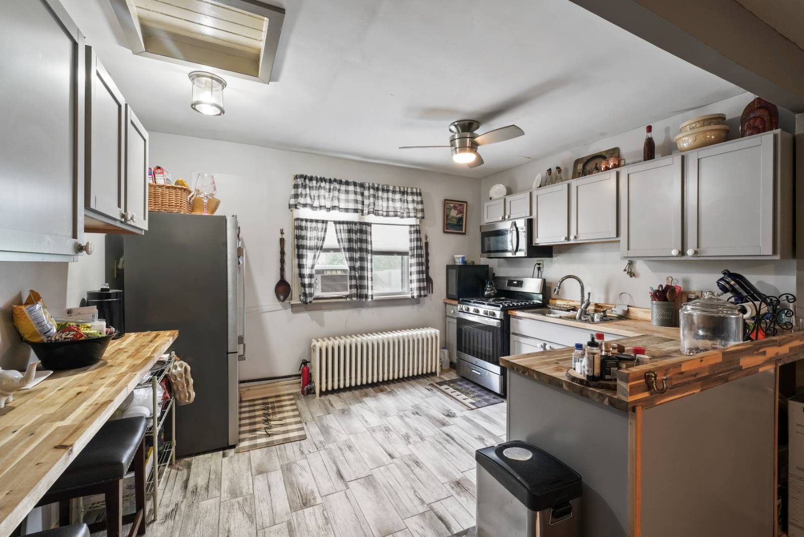 #55 photo, 165 Madison Avenue, Albany , NY 12202