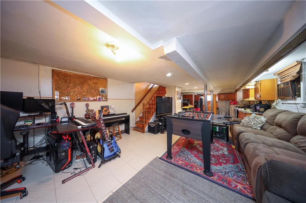 #12 photo, 1858 73rd Street, 布鲁克林 Brooklyn , NY 11204