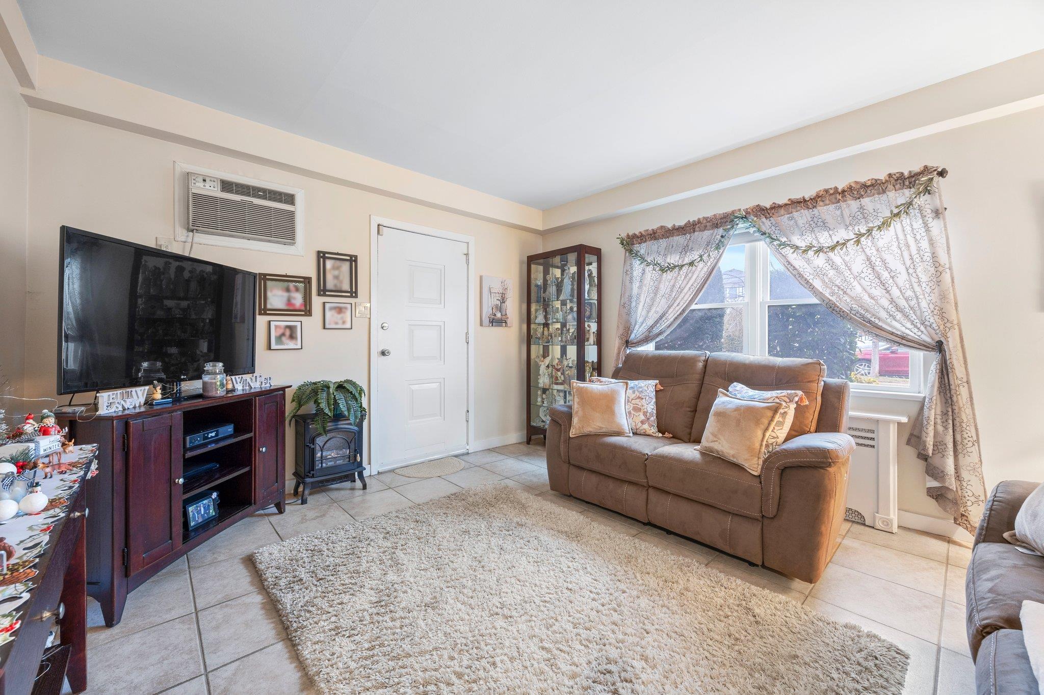 #18 photo, 15744 97th Street, Howard Beach , NY 11414