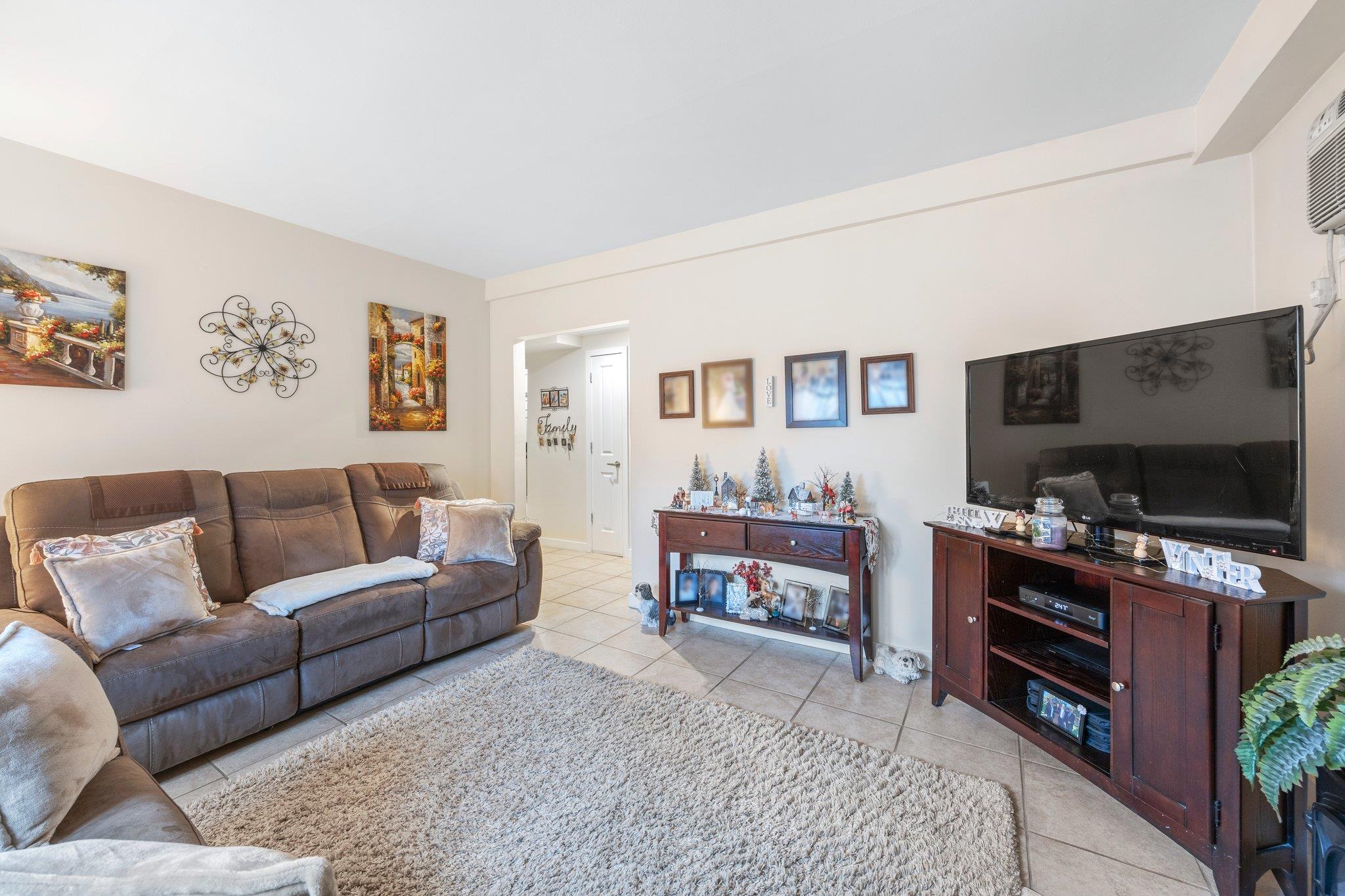 #19 photo, 15744 97th Street, Howard Beach , NY 11414