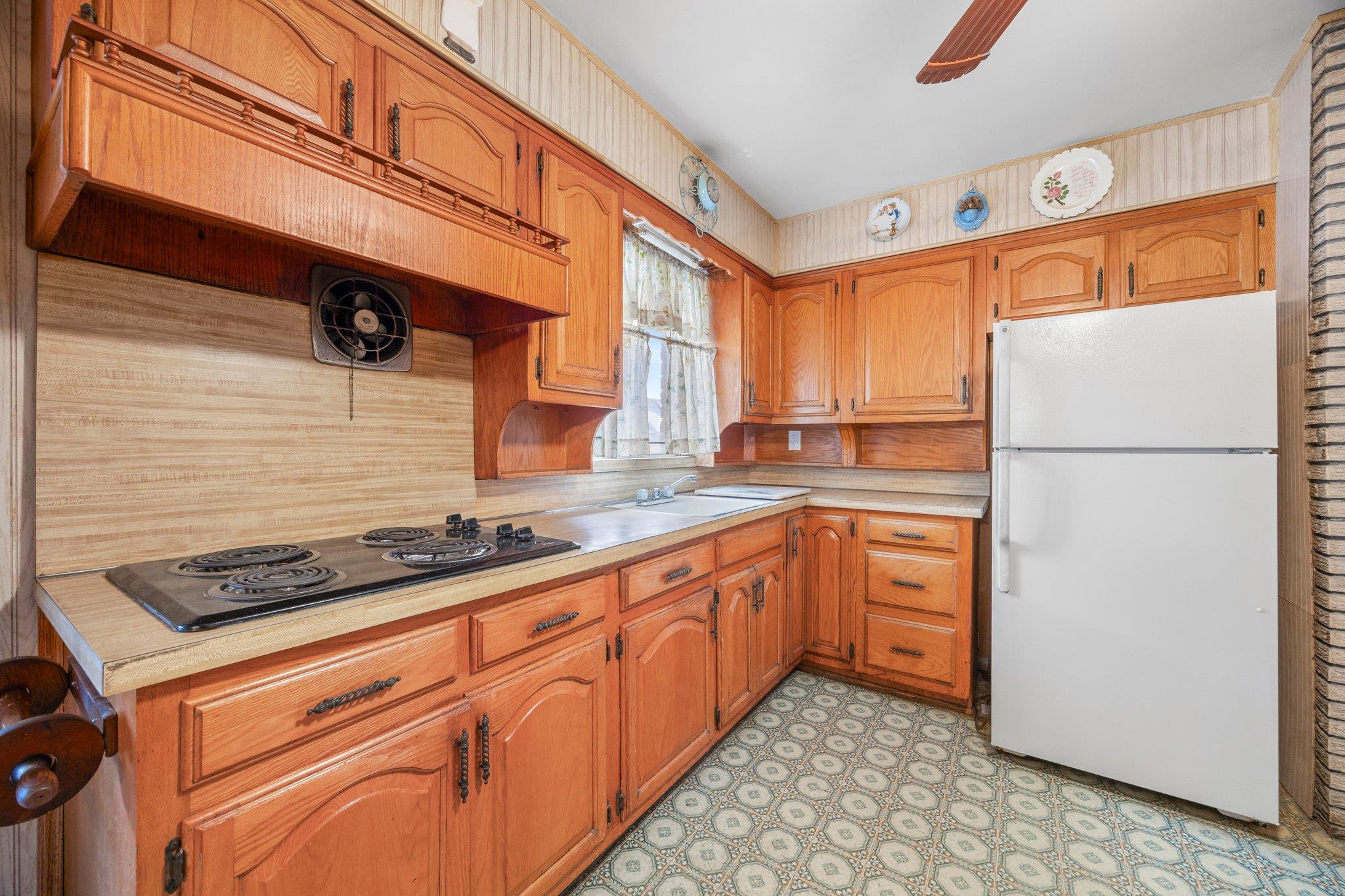 #8 photo, 15744 97th Street, Howard Beach , NY 11414