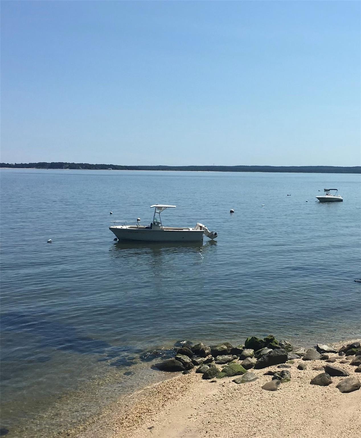 #15 photo, 8 Hyler Drive, サフォーク郡 Hampton Bays , NY 11946