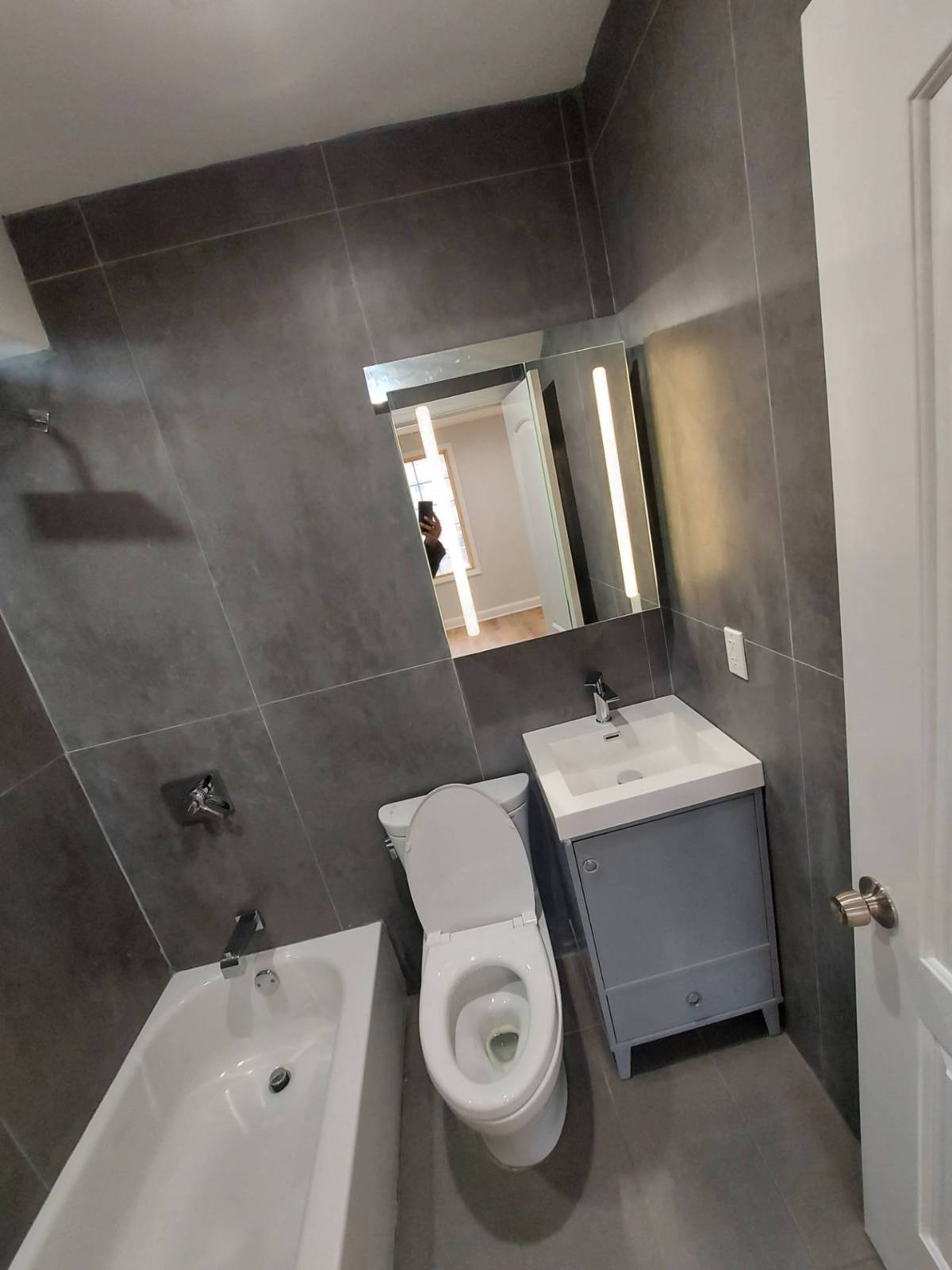 #17 photo, 427 Pulaski St, ブルックリン区 Brooklyn , NY 11221