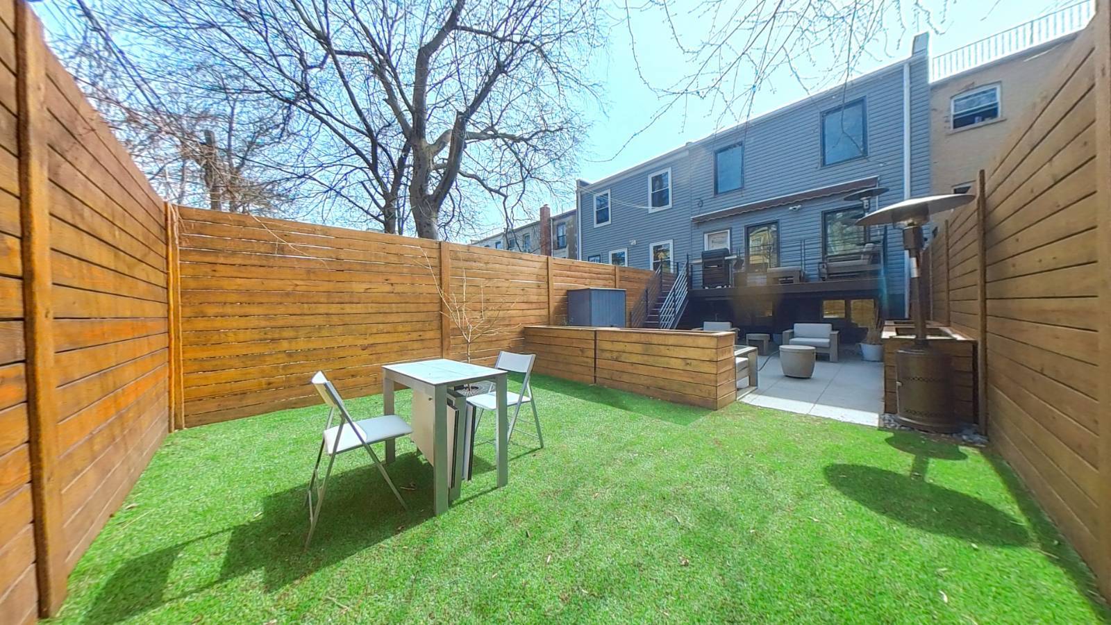 #44 photo, 427 Pulaski St, ブルックリン区 Brooklyn , NY 11221