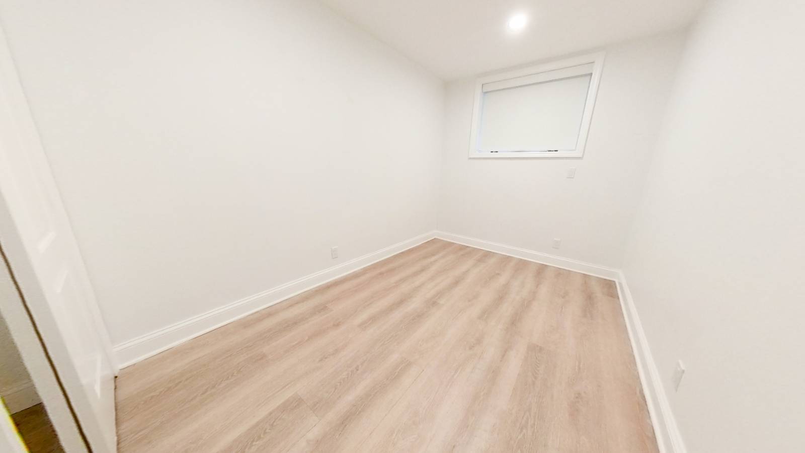 #45 photo, 427 Pulaski St, ブルックリン区 Brooklyn , NY 11221