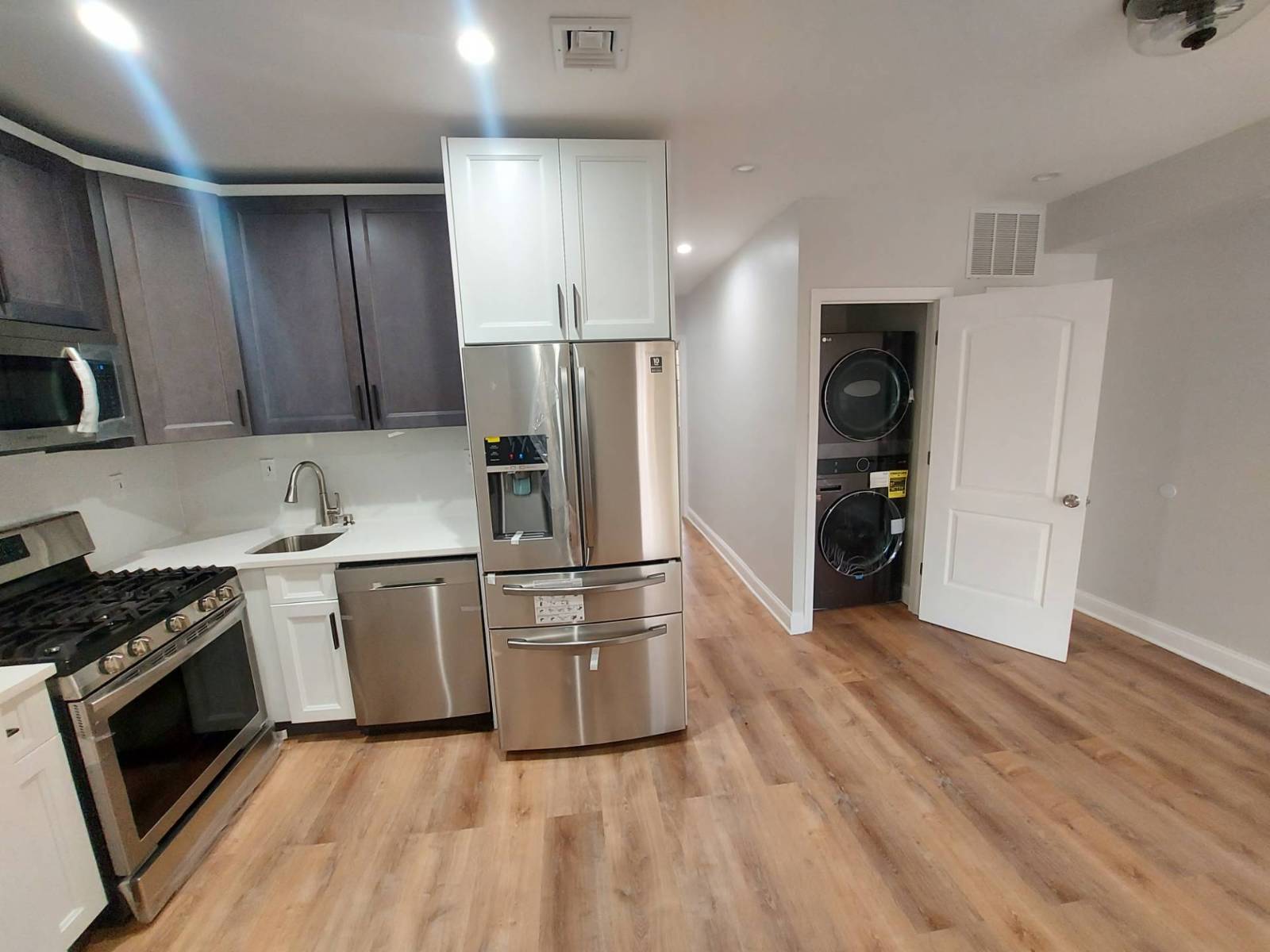 #5 photo, 427 Pulaski St, ブルックリン区 Brooklyn , NY 11221