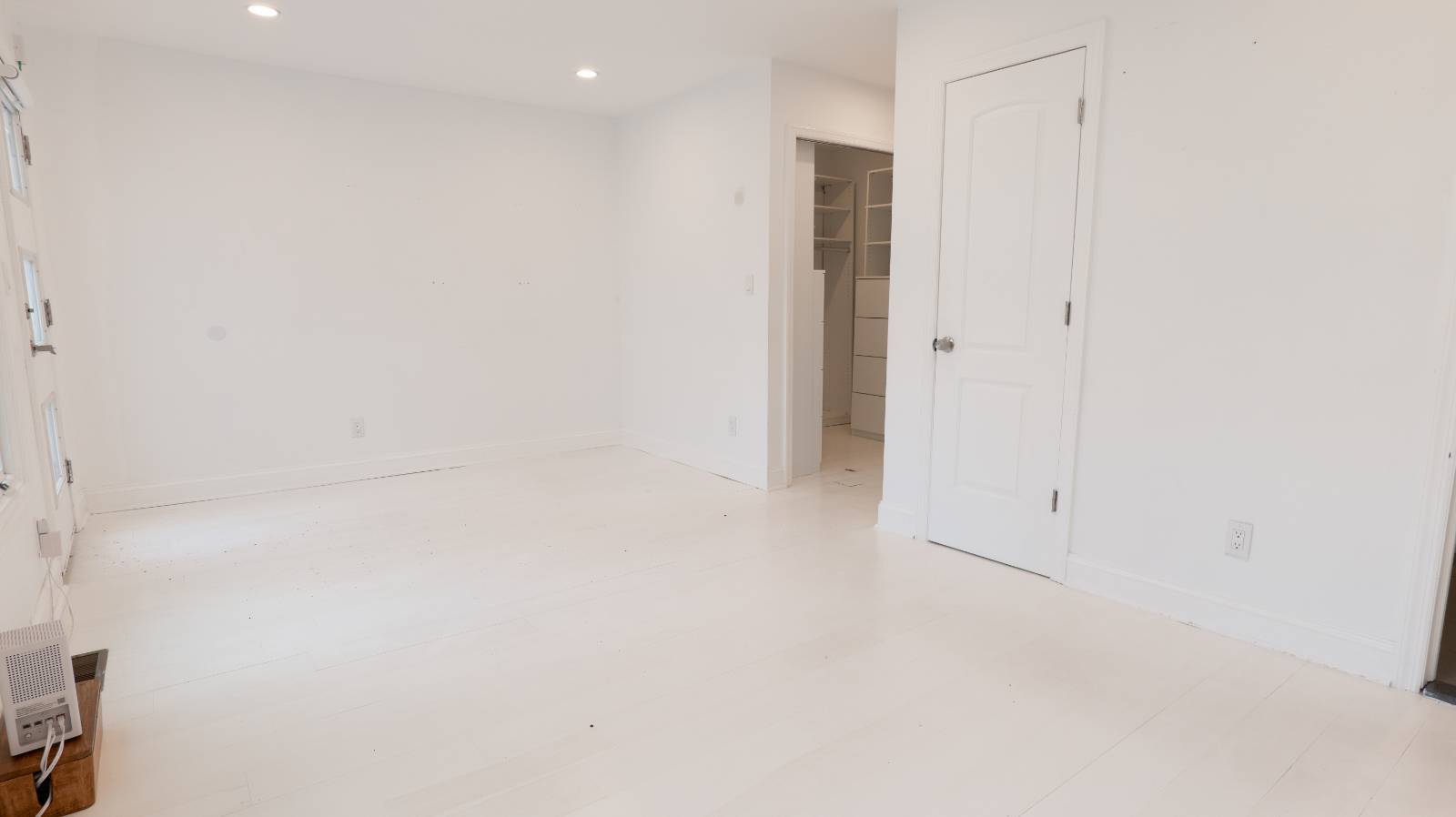 #53 photo, 427 Pulaski St, ブルックリン区 Brooklyn , NY 11221