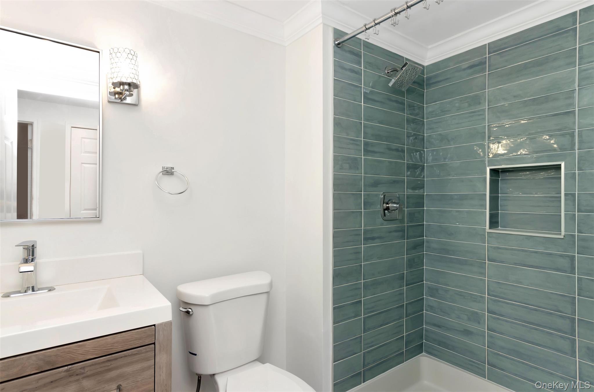 #12 photo, 104 Fox Hill Drive, サフォーク郡 Baiting Hollow , NY 11933