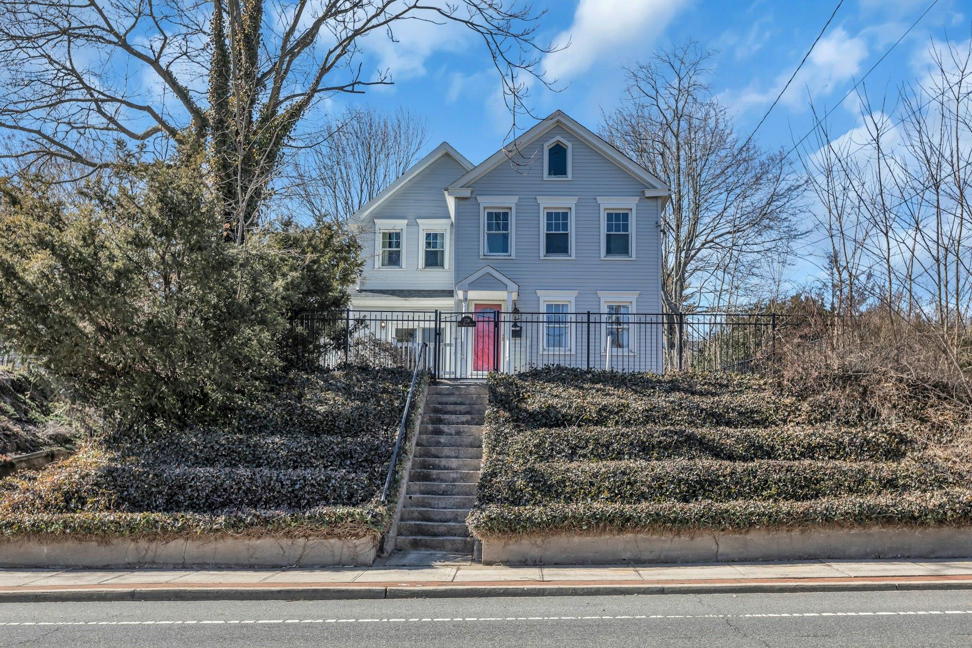 #1 photo, 238 Blue Point Avenue, 东长岛 Blue Point , NY 11715