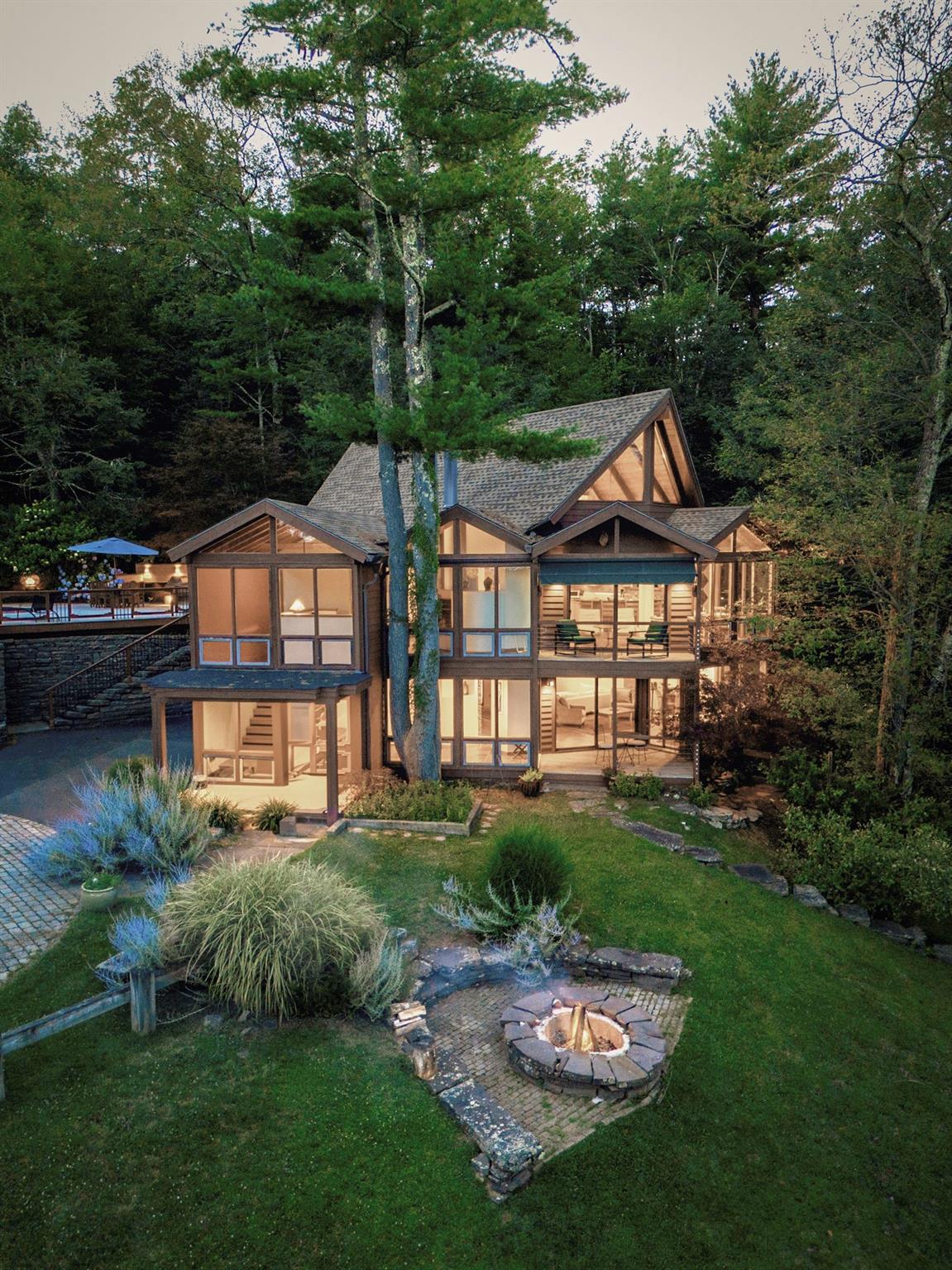 #2 photo, 75 Hill 99, Woodstock , NY 12498