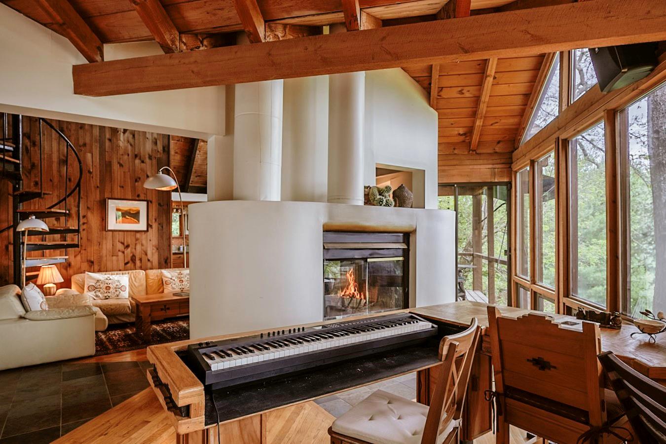 #5 photo, 75 Hill 99, Woodstock , NY 12498