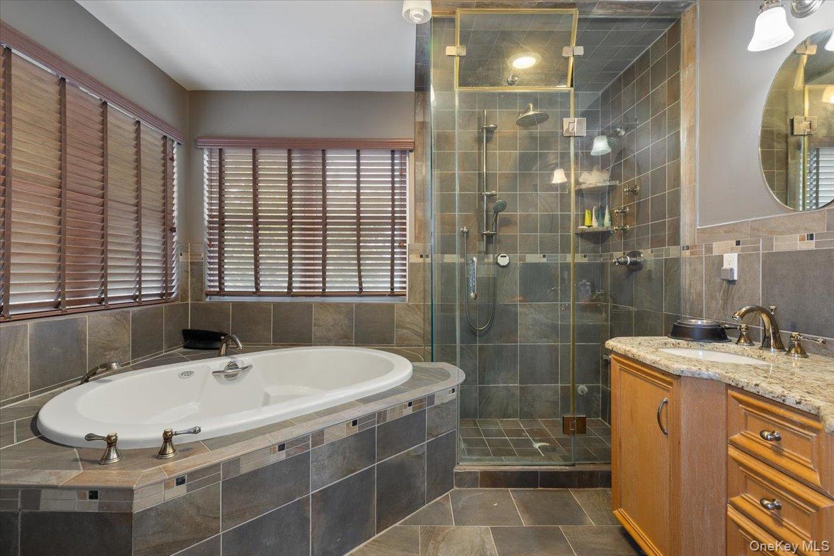 #18 photo, 35 Jackson Avenue, Babylon , NY 11702