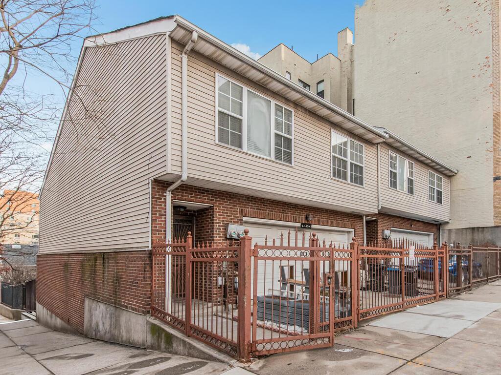 #3 photo, 1568 Bryant Avenue, Bronx , NY 10460