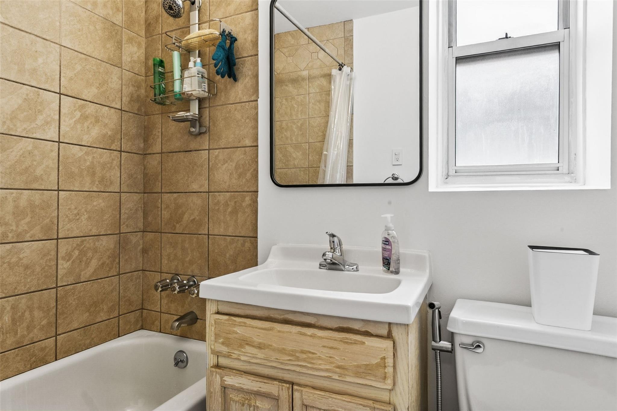 #9 photo, 180 Van Cortlandt Park, ブロンクス区 Bronx , NY 10463