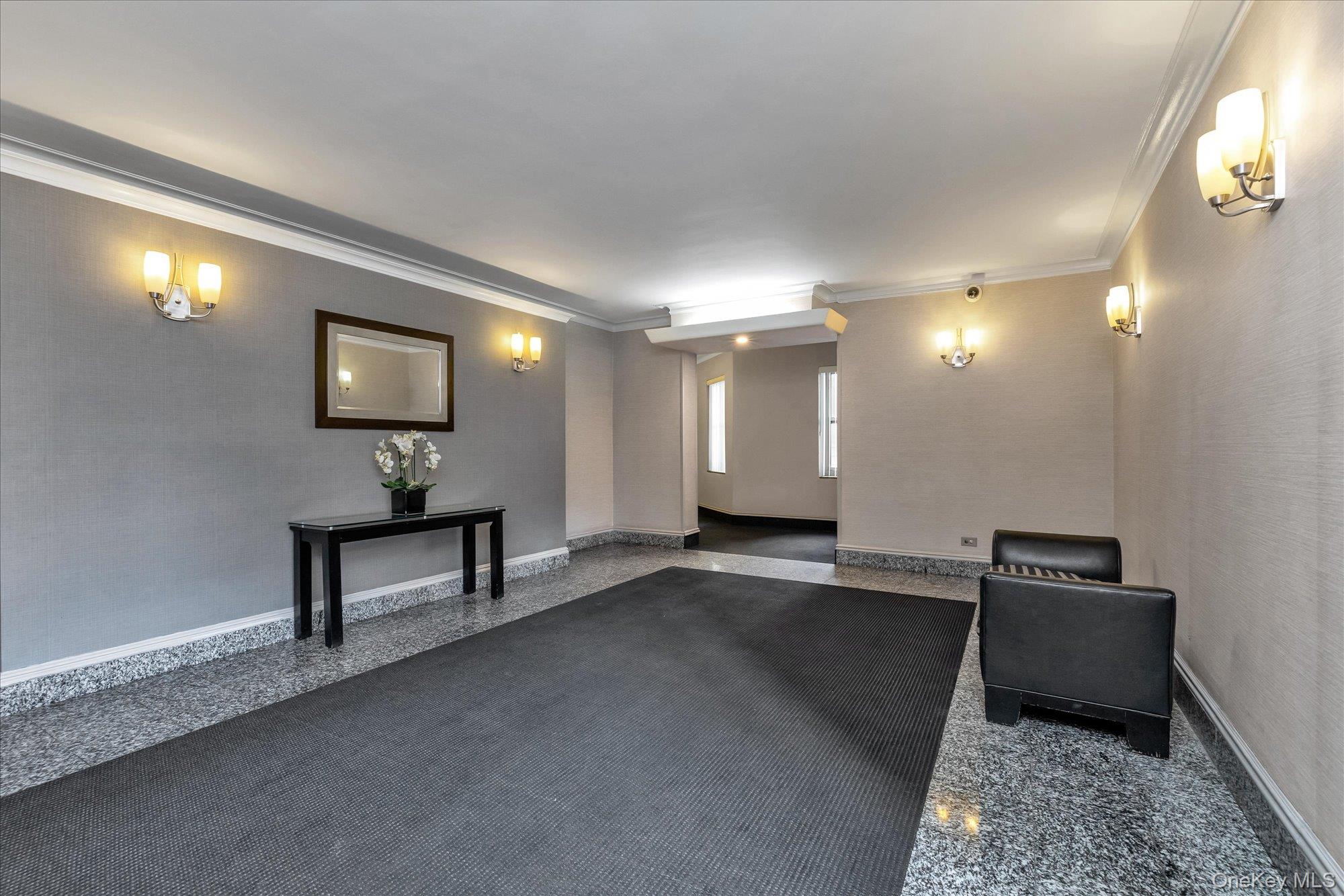 #18 photo, 67-12 Yellowstone Blvd, クイーンズ区 Forest Hills , NY 11375