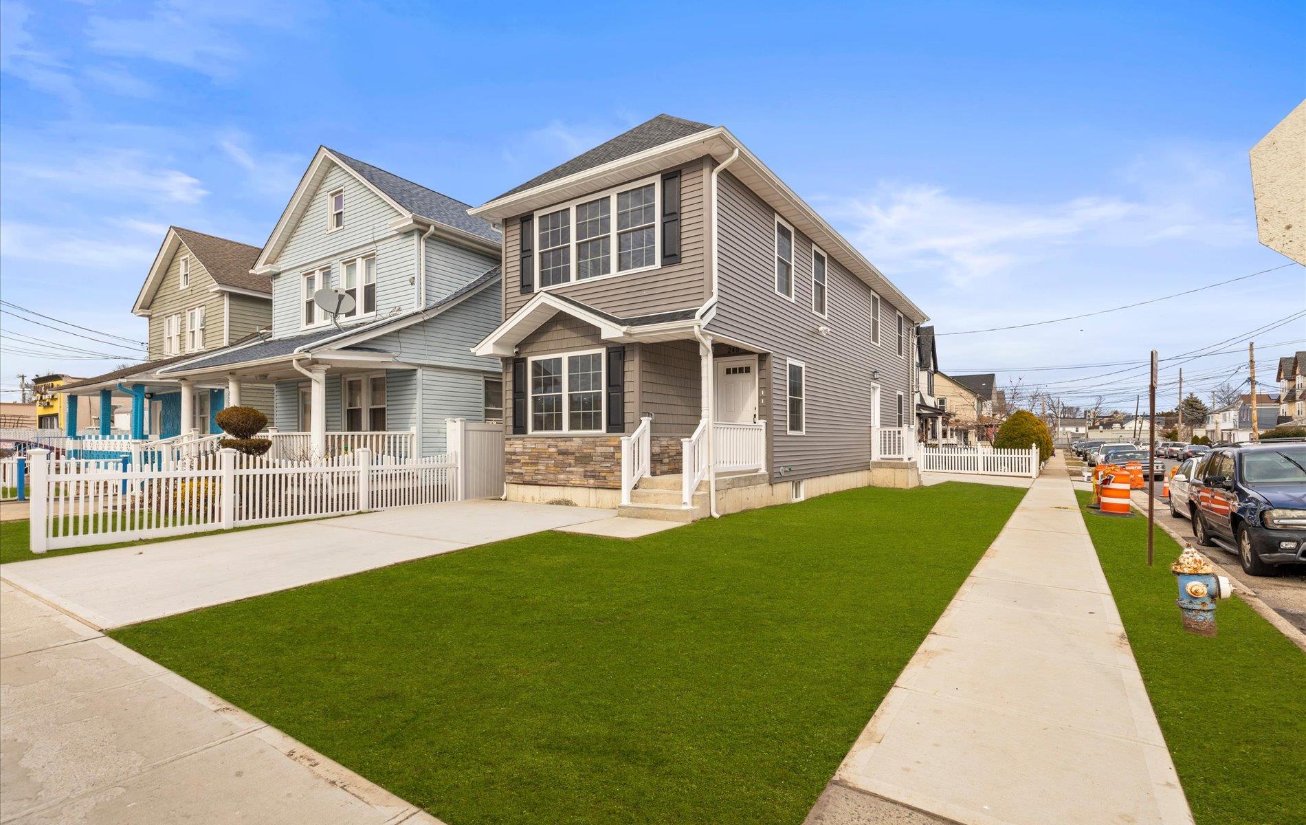 #2 photo, 248 Main Street, 长岛 Hempstead , NY 11550