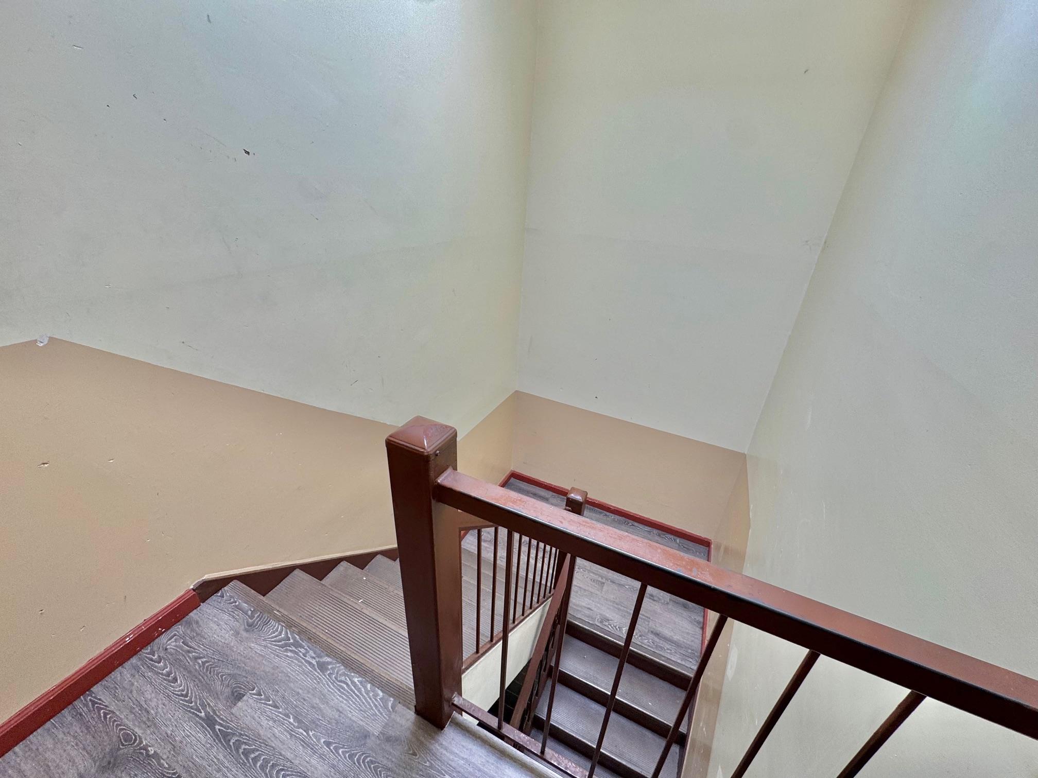 #16 photo, 86-20 57th Road, クイーンズ区 Elmhurst , NY 11373