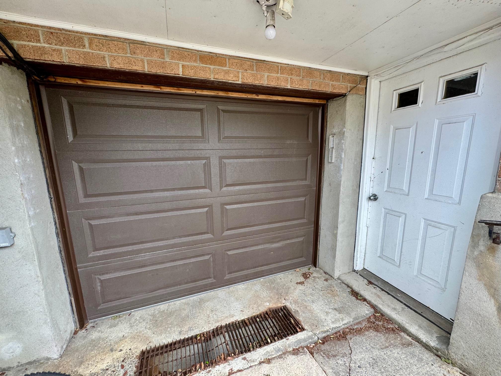 #3 photo, 86-20 57th Road, クイーンズ区 Elmhurst , NY 11373