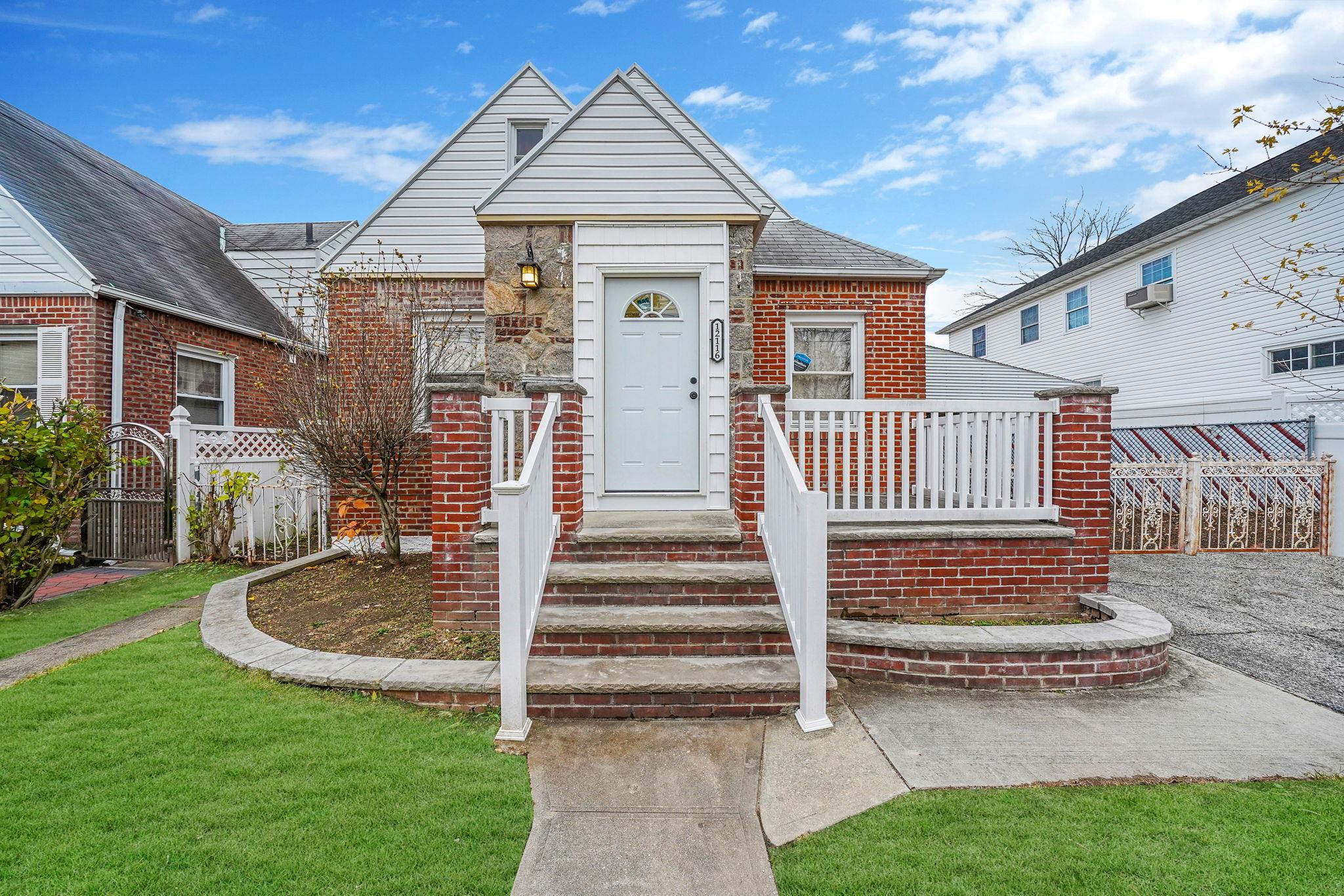 #4 photo, 121-16 198th Street, কুইন্‌স Springfield Gardens , NY 11413