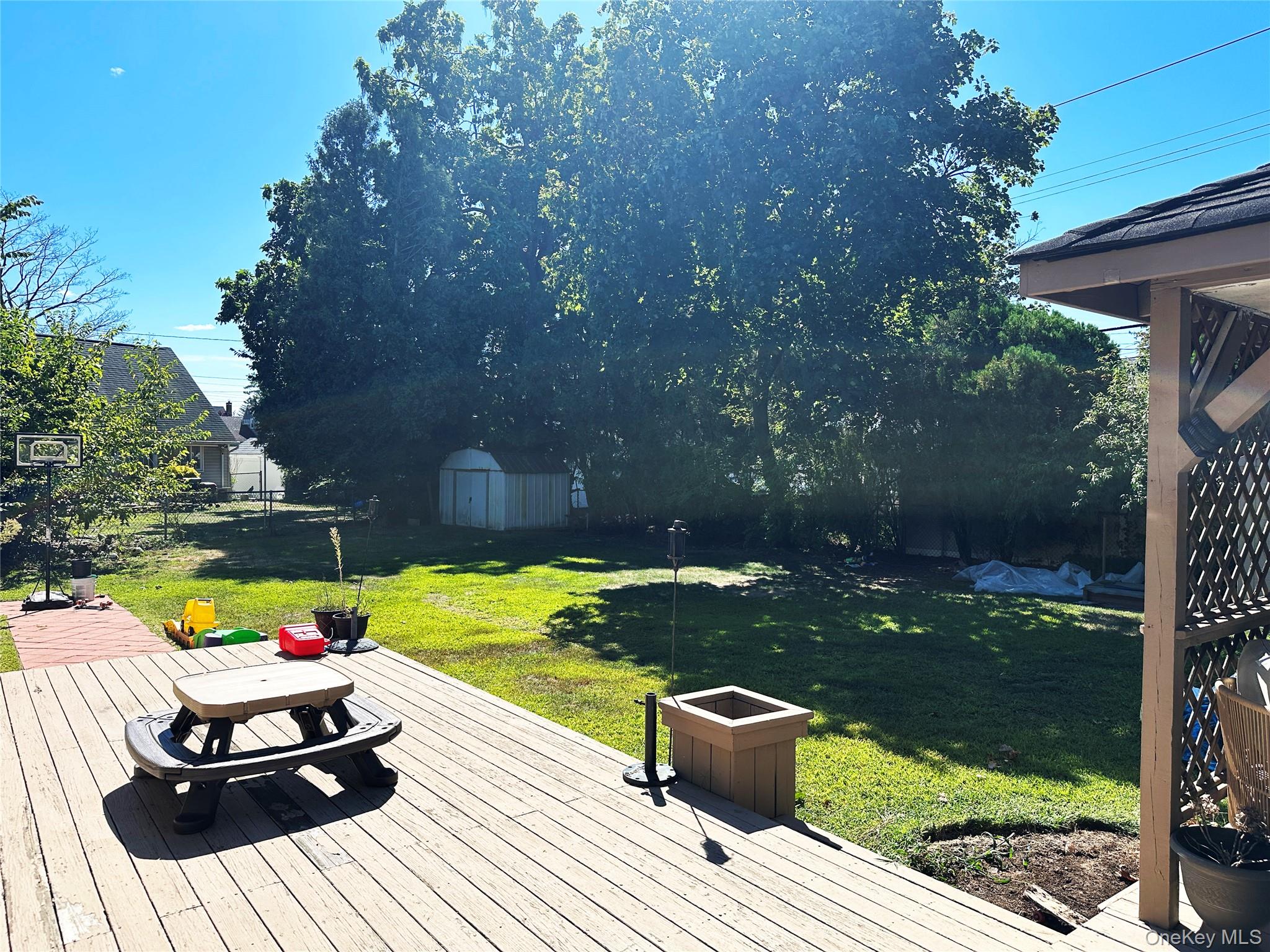 #15 photo, 94 Mallard Road, ナッソー郡 Levittown , NY 11756