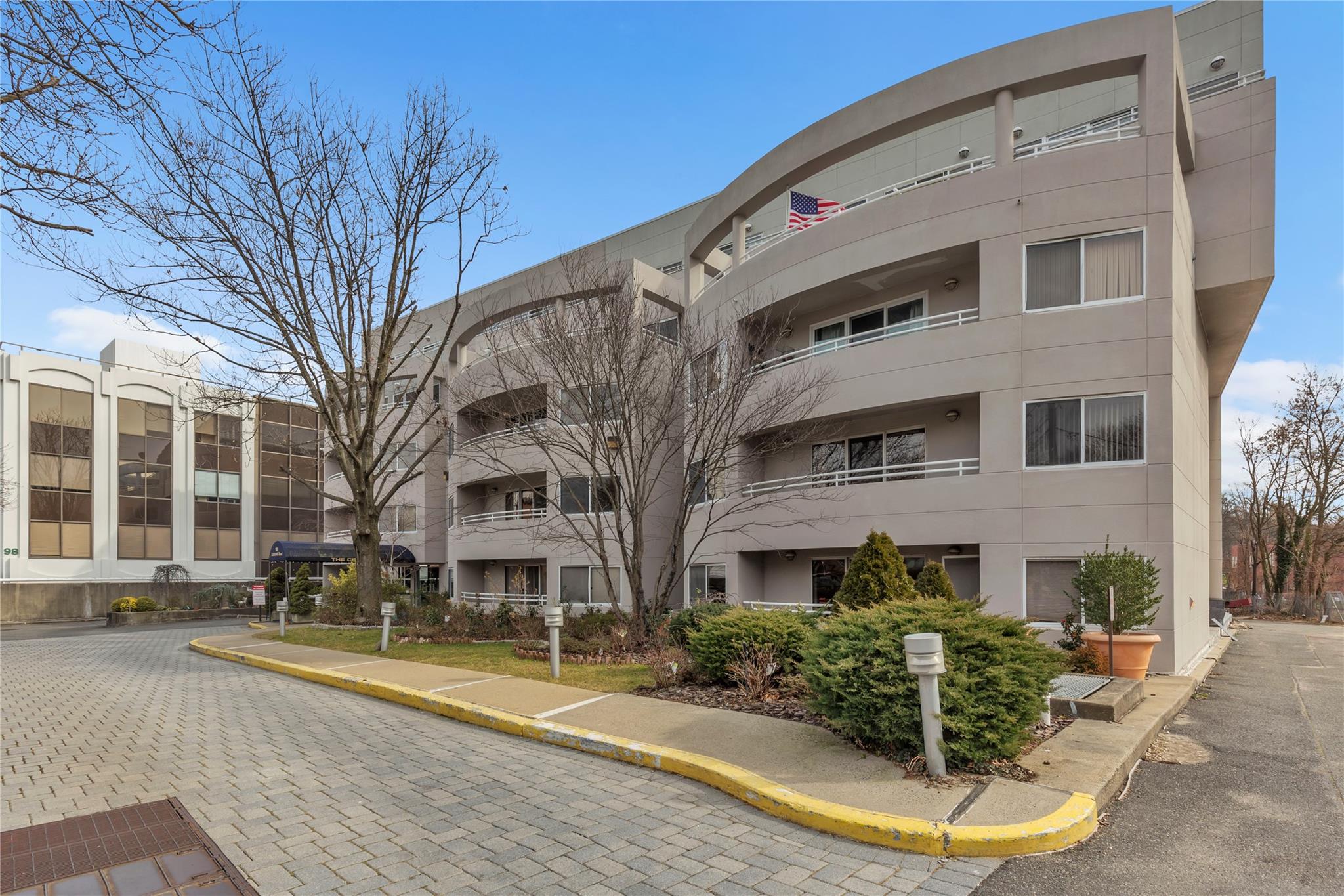 #2 photo, 100 CUTTERMILL, ナッソー郡 Great Neck , NY 11021