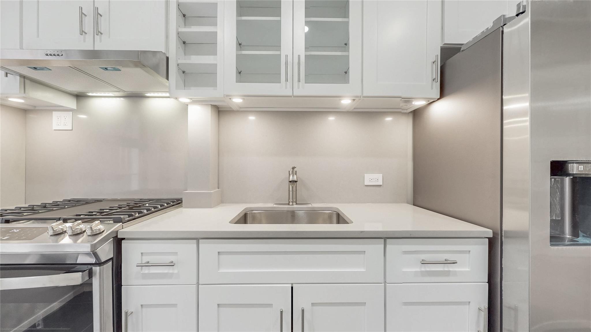 #19 photo, 37-28 85th Street, クイーンズ区 Jackson Heights , NY 11372