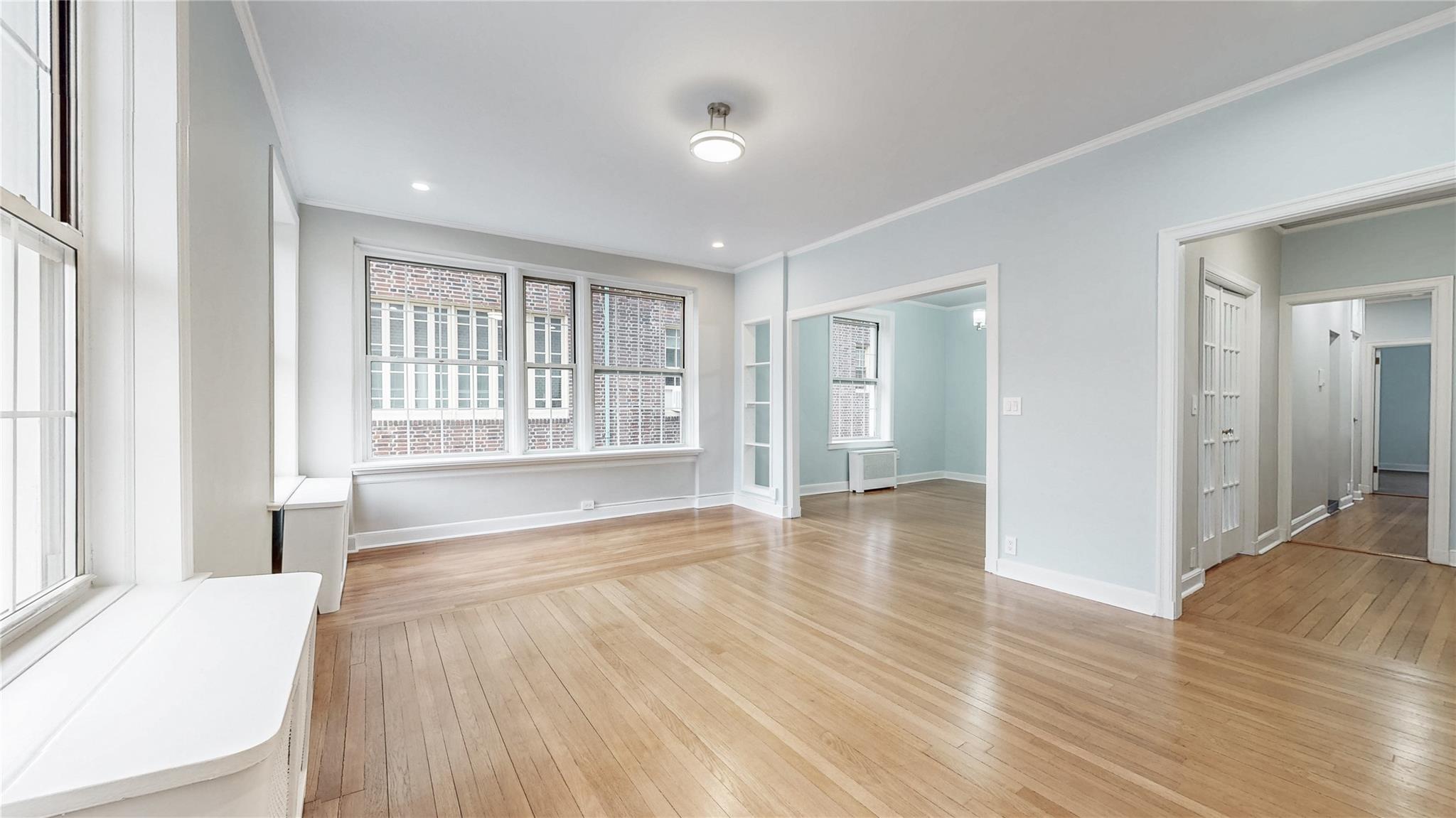 #6 photo, 37-28 85th Street, クイーンズ区 Jackson Heights , NY 11372