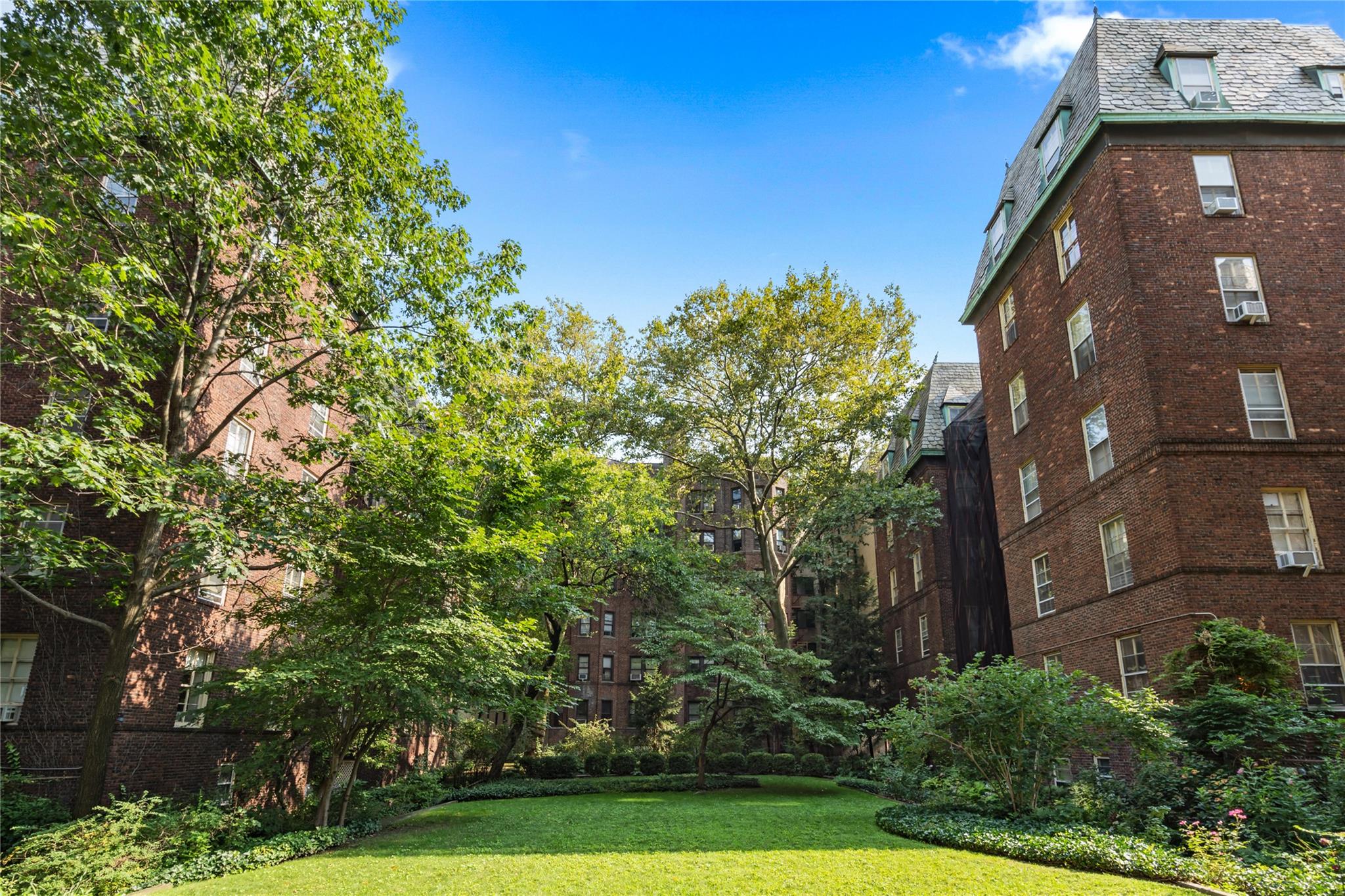 #16 photo, 34-14 81st Street, Jackson Heights , NY 11372