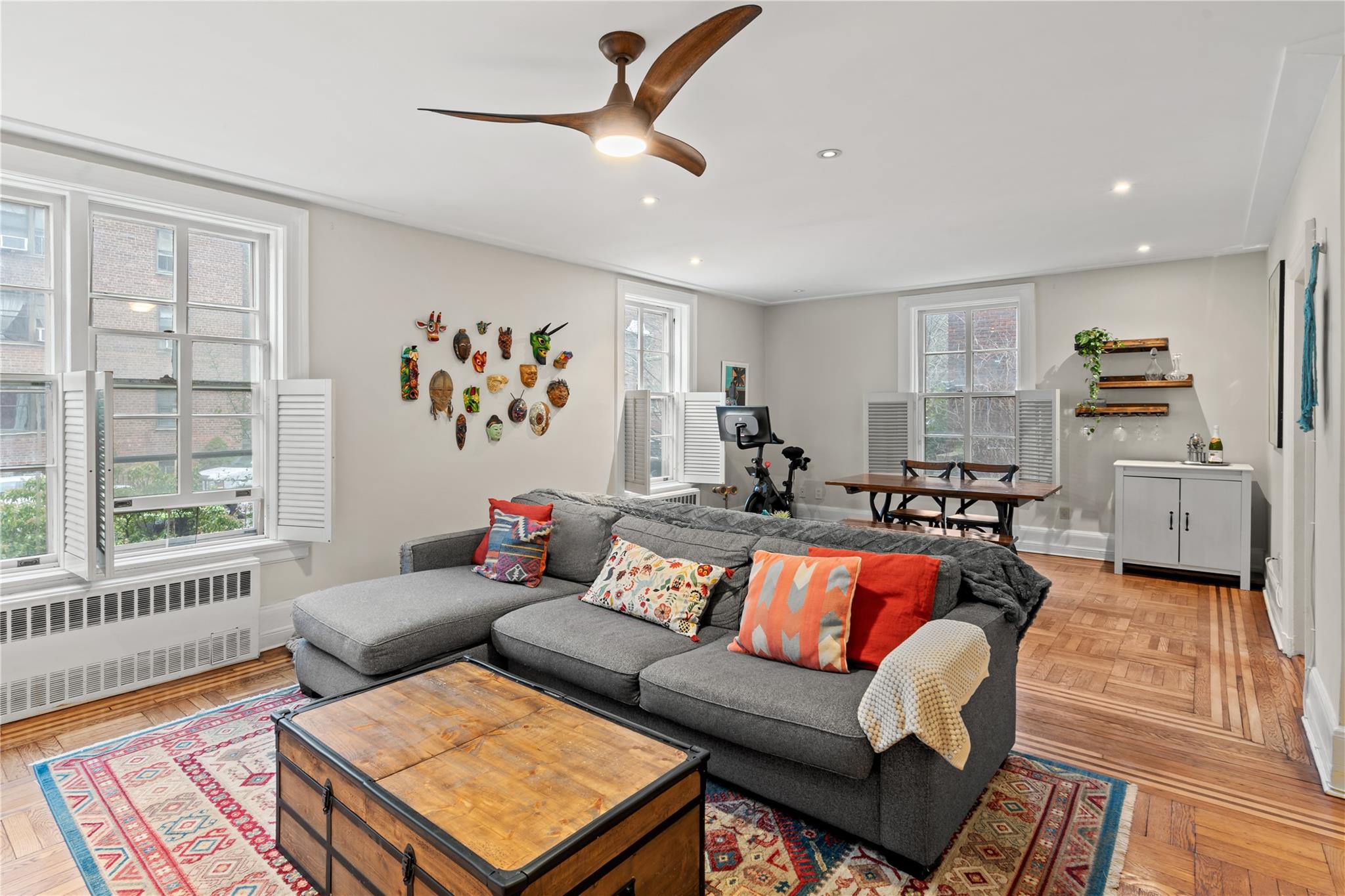 #4 photo, 34-14 81st Street, Jackson Heights , NY 11372