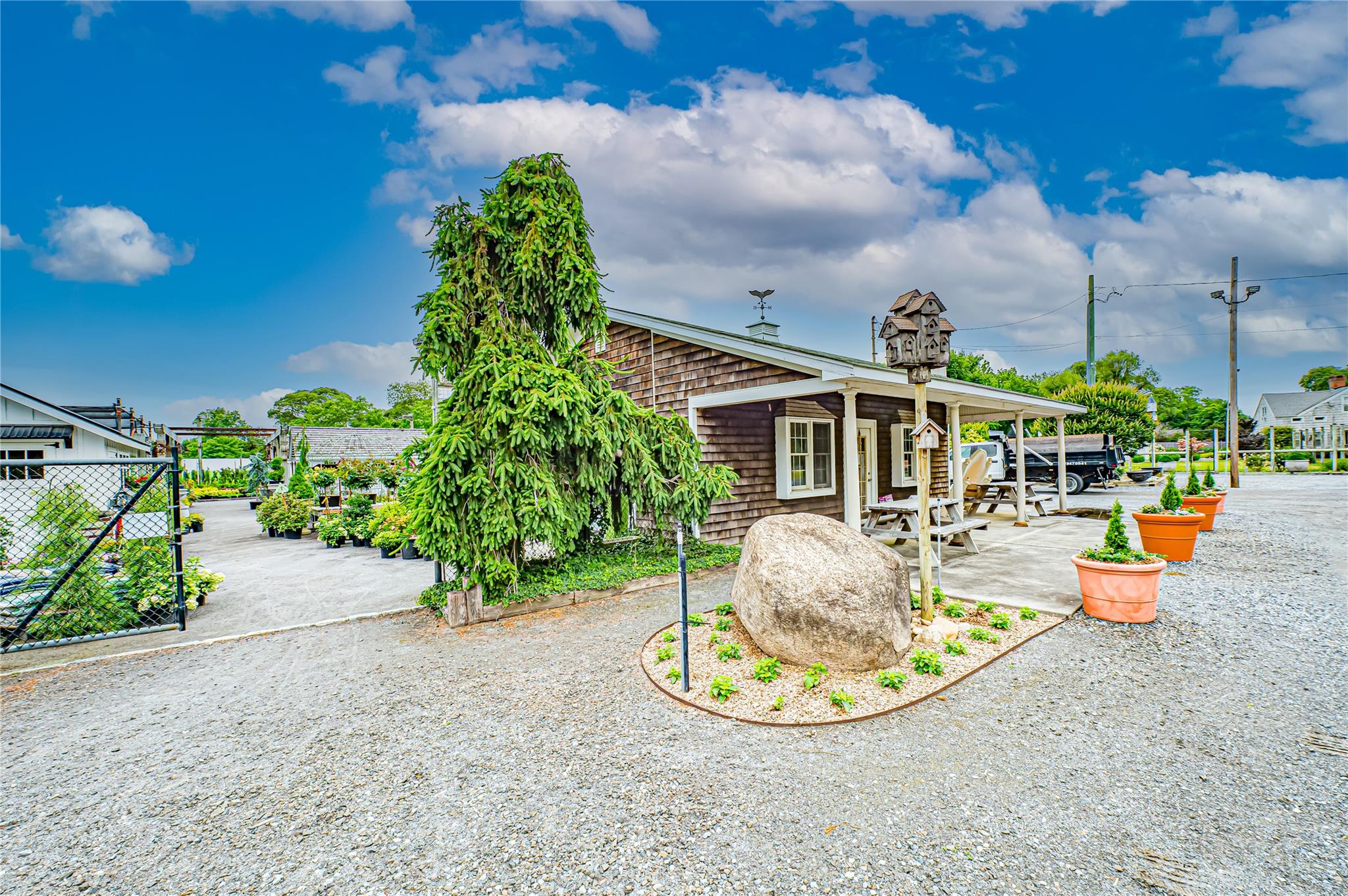 #10 photo, 185-191 N Country Road, サフォーク郡 Mount Sinai , NY 11766