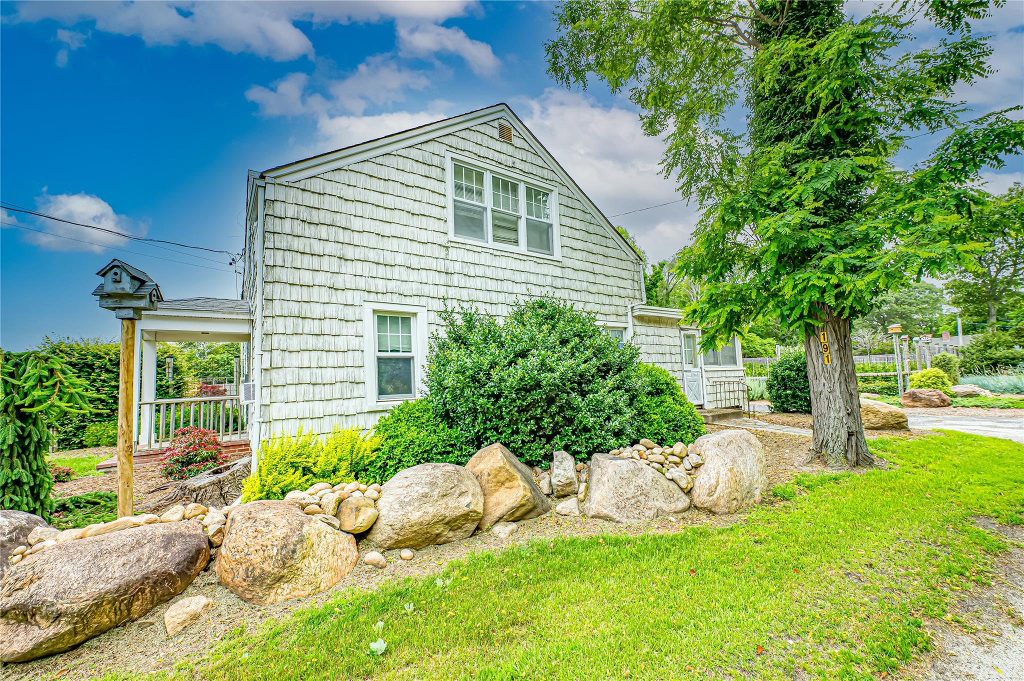 #12 photo, 185-191 N Country Road, サフォーク郡 Mount Sinai , NY 11766