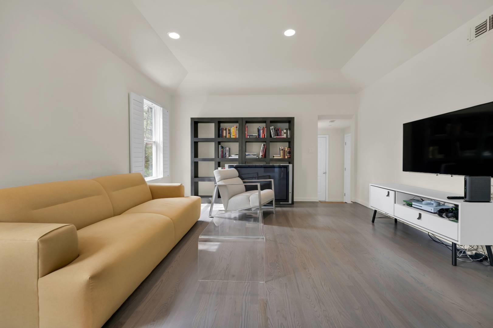 #4 photo, 26 Lakeside Lane, サフォーク郡 Westhampton , NY 11977