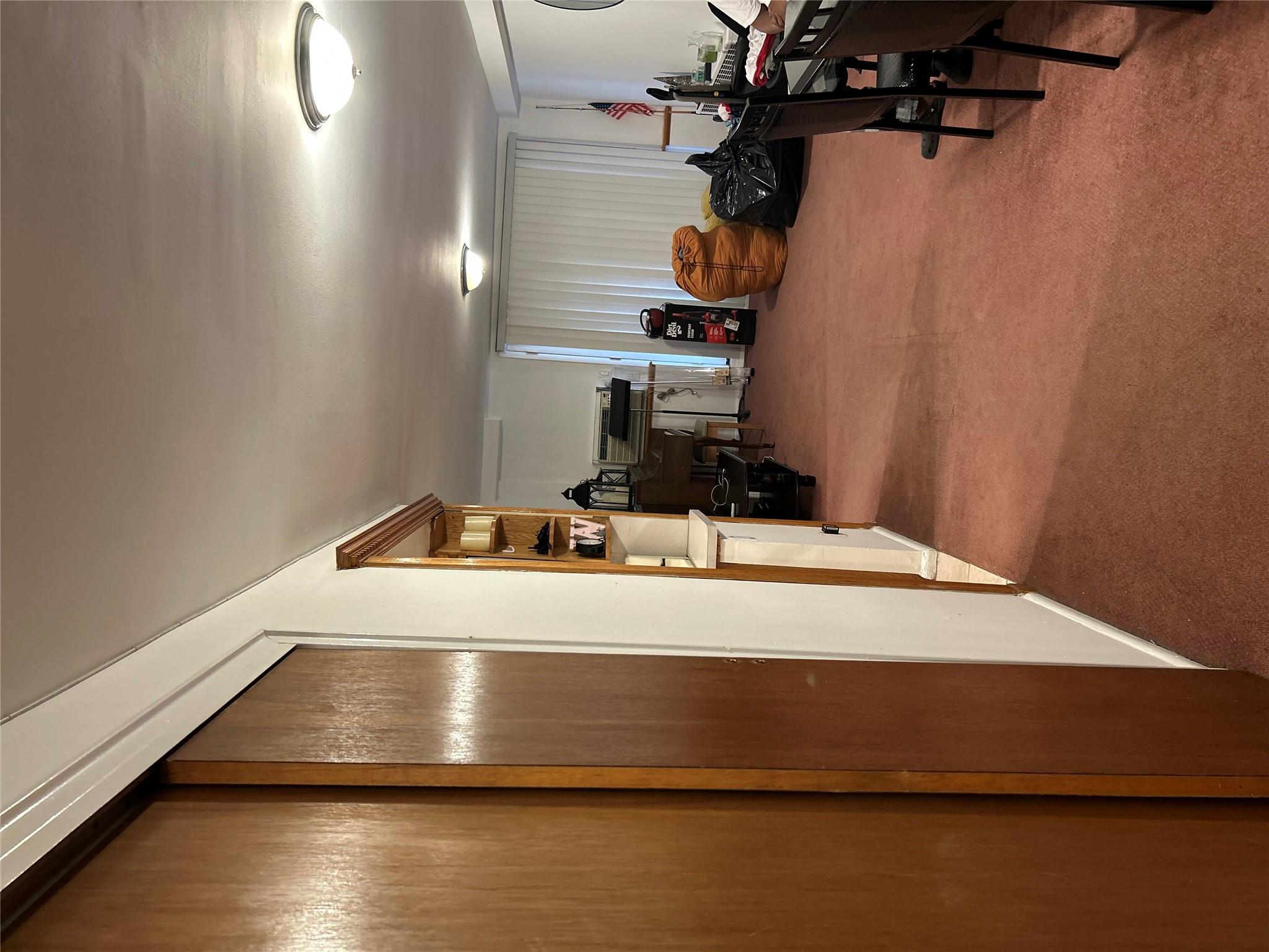 #10 photo, 213-14 Hillside Avenue, קווינס Queens Village , NY 11427