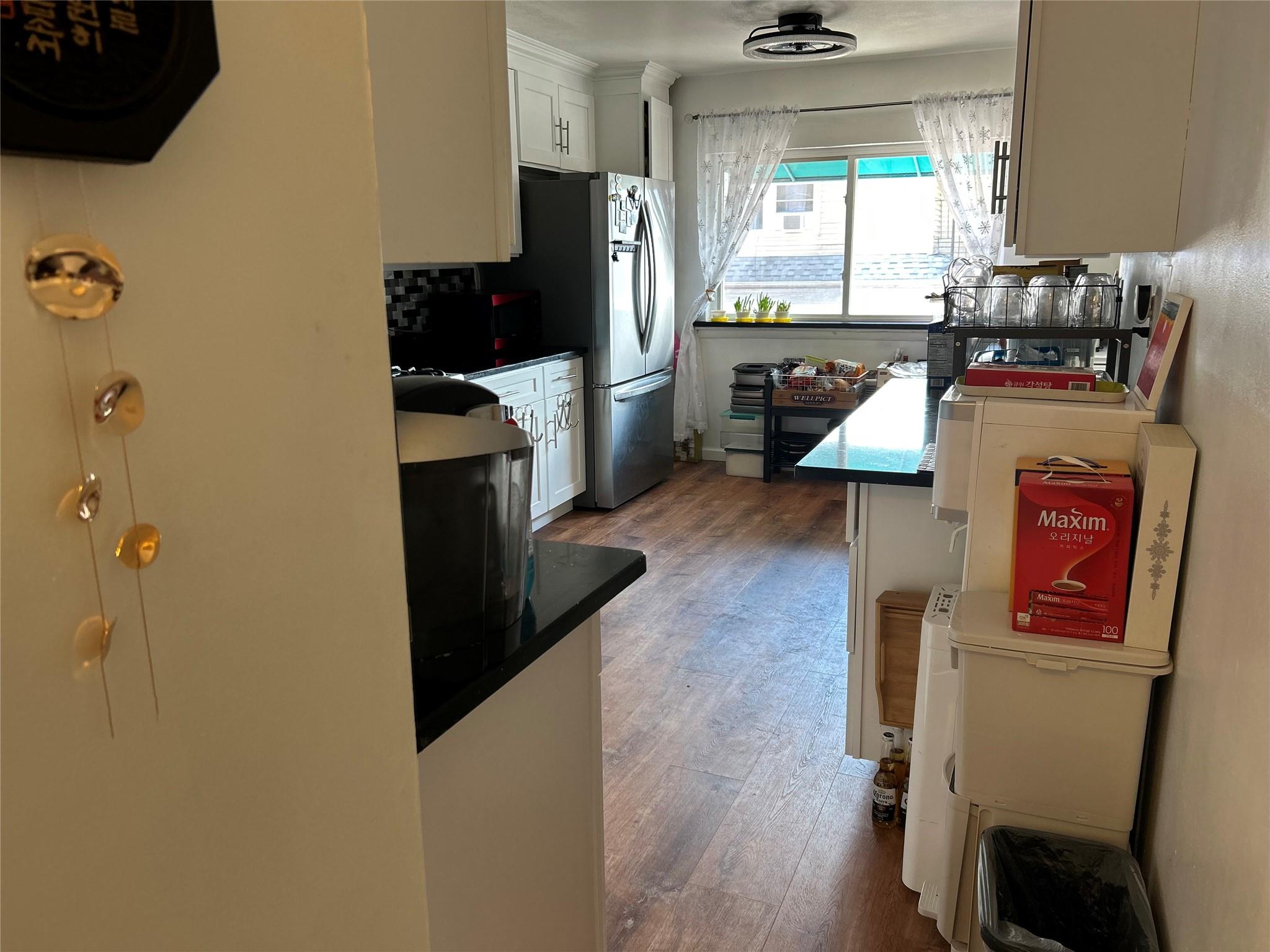 #6 photo, 213-14 Hillside Avenue, קווינס Queens Village , NY 11427