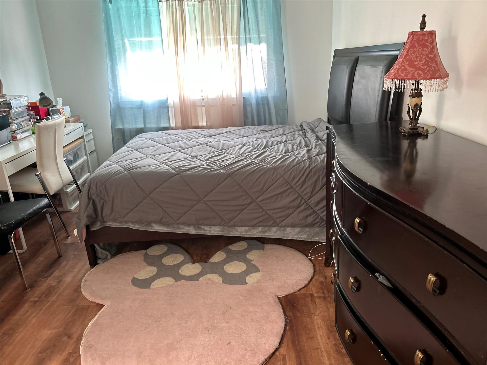 #9 photo, 213-14 Hillside Avenue, קווינס Queens Village , NY 11427