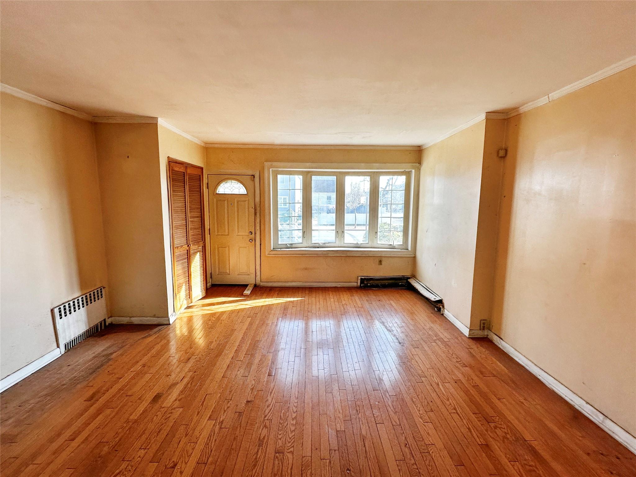 #13 photo, 9303 Avenue K, ブルックリン区 Brooklyn , NY 11236