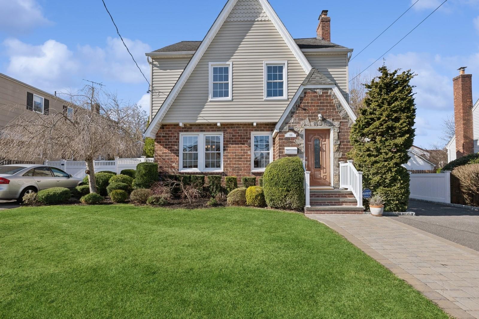 #1 photo, 6 Linden Avenue, מחוז נסאו Lynbrook , NY 11563