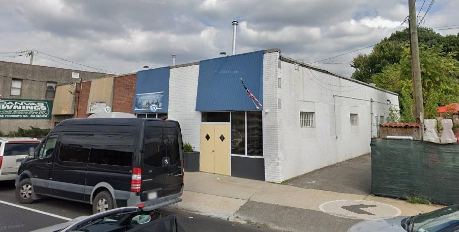 #5 photo, 230-232 Herricks Road, ナッソー郡 Mineola , NY 11501