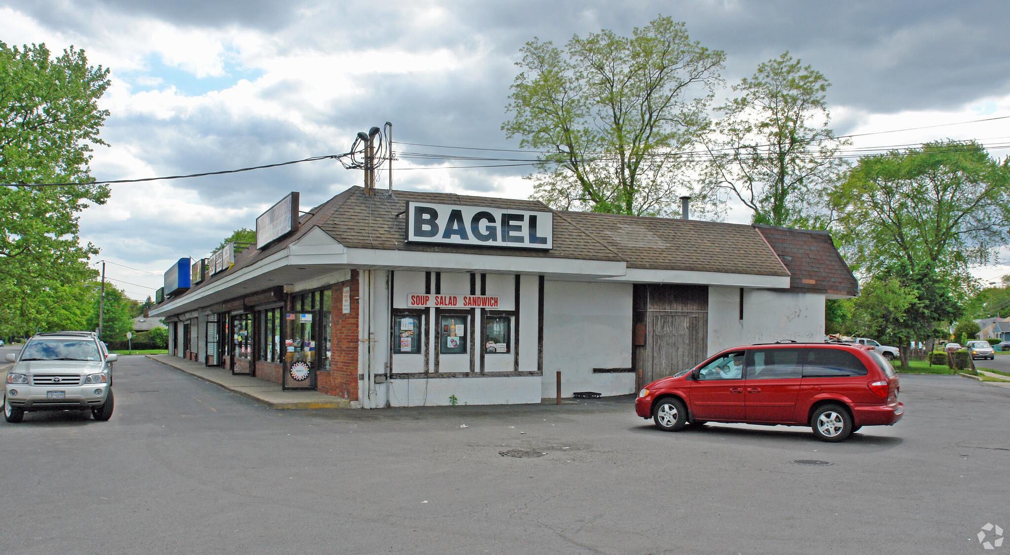 #5 photo, 908 Straight Path, サフォーク郡 West Babylon , NY 11704