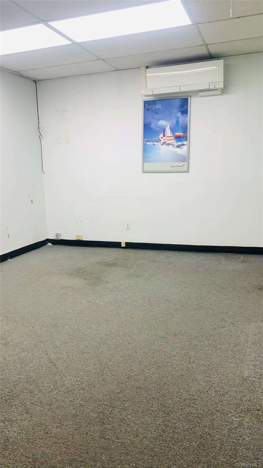 #4 photo, 136-87 Roosevelt Avenue, クイーンズ区 Flushing , NY 11354