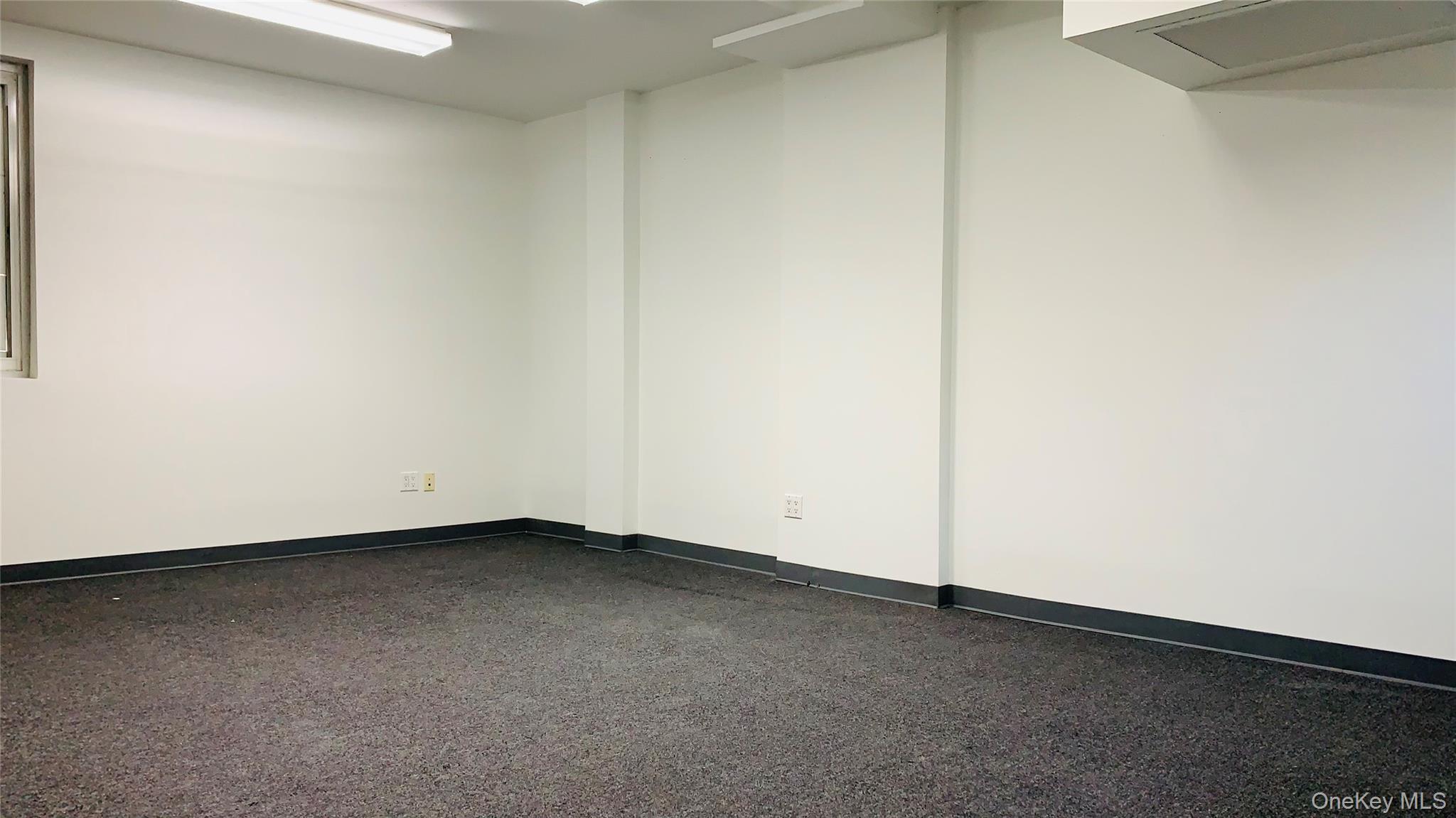 #9 photo, 136-89 Roosevelt Avenue, クイーンズ区 Flushing , NY 11354