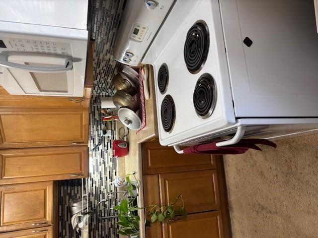 #3 photo, Levittown, ナッソー郡 Levittown , NY 11756