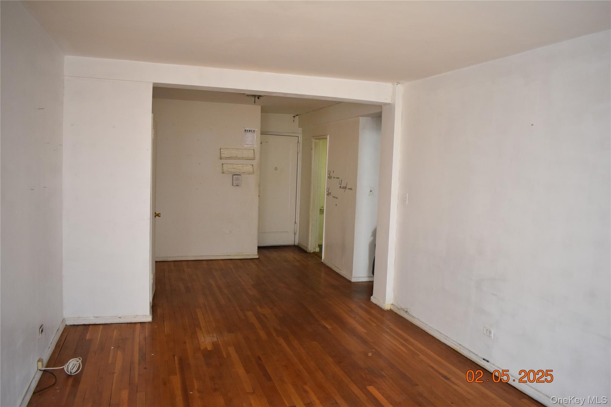 #7 photo, 730 E 232nd Street, Bronx , NY 10466